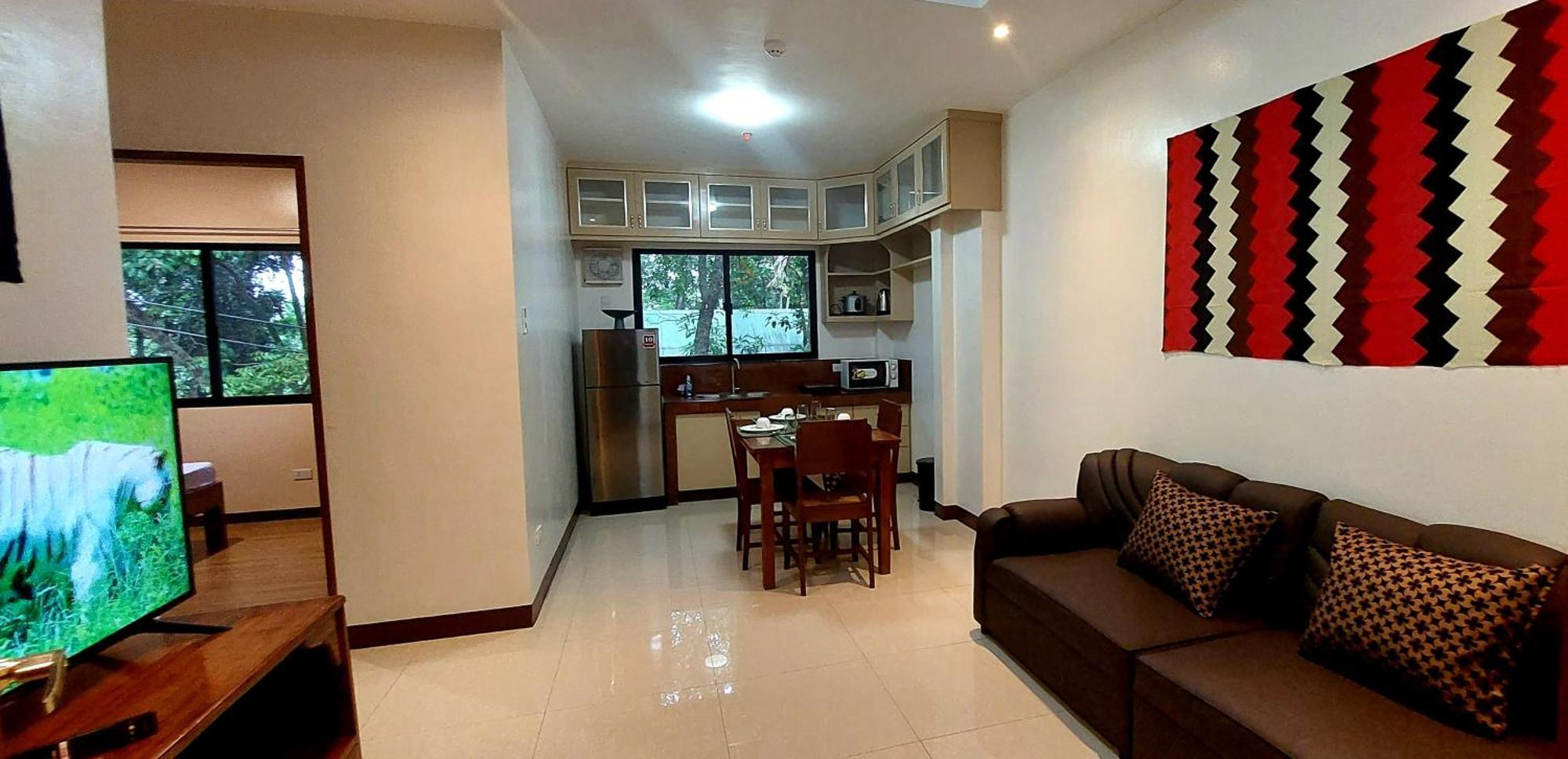 Le Chateau Residences Bacolod Kültér fotó