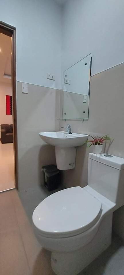 Le Chateau Residences Bacolod Kültér fotó